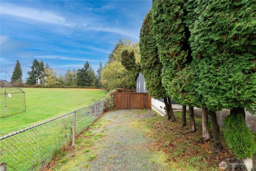 Property photo for 3613 Norton Avenue, Everett photo 27