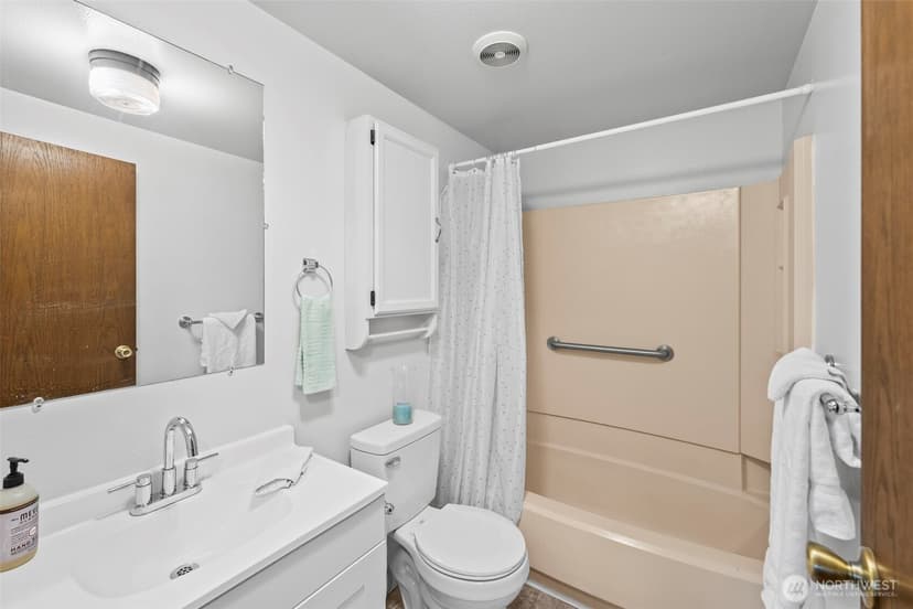 Property photo for 10522 60th Street Ct E, Puyallup photo 11