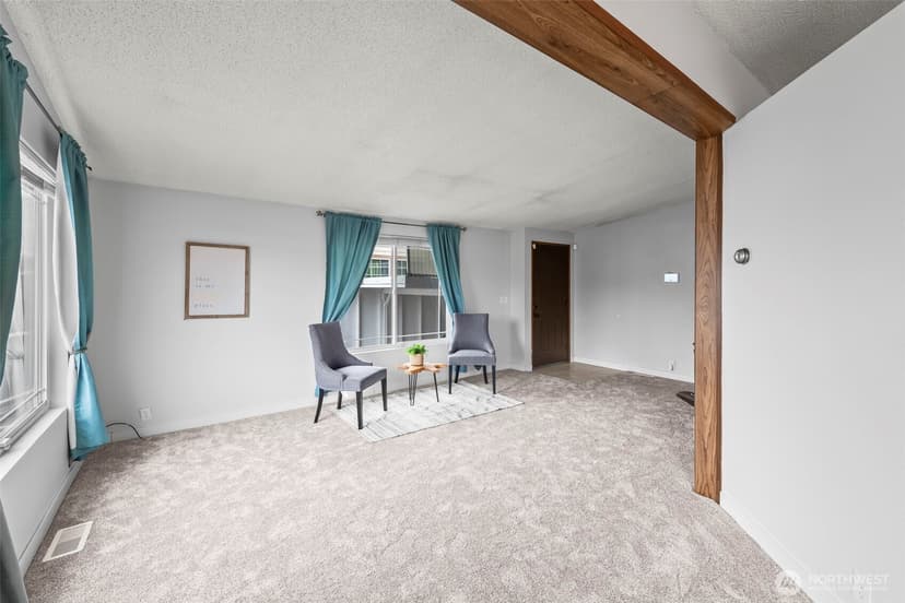 Property photo for 10522 60th Street Ct E, Puyallup photo 4