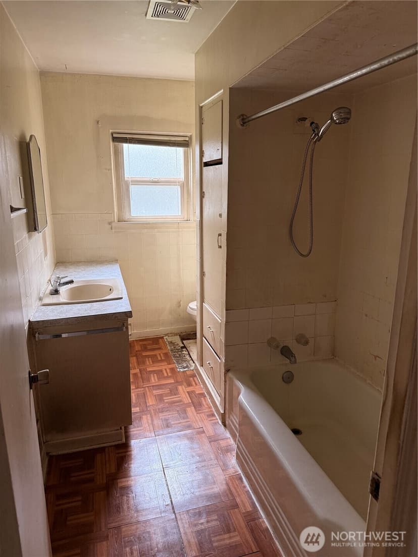 Property photo for 6118 Bethel Road SE, Port Orchard photo 12