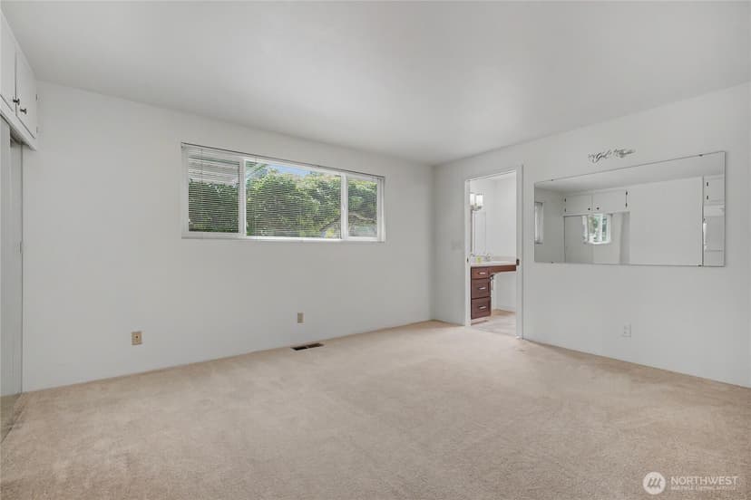 Property photo for 204 SW 298th Place, Federal Way photo 15