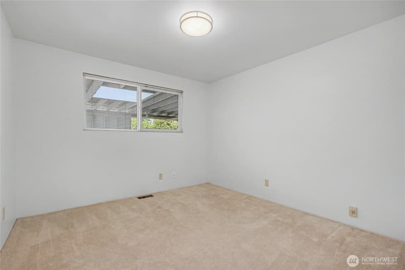 Property photo for 204 SW 298th Place, Federal Way photo 18
