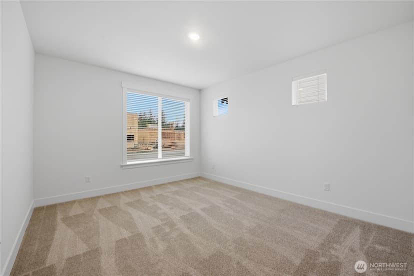 Property photo for 14421 204th Avenue Ct E, Bonney Lake photo 9