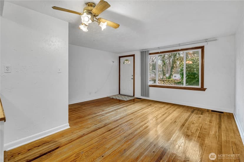 Property photo for 4812 S 172nd Place, SeaTac photo 8