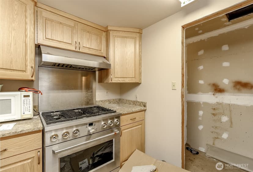 Property photo for 4700 S 172nd Street, SeaTac photo 8