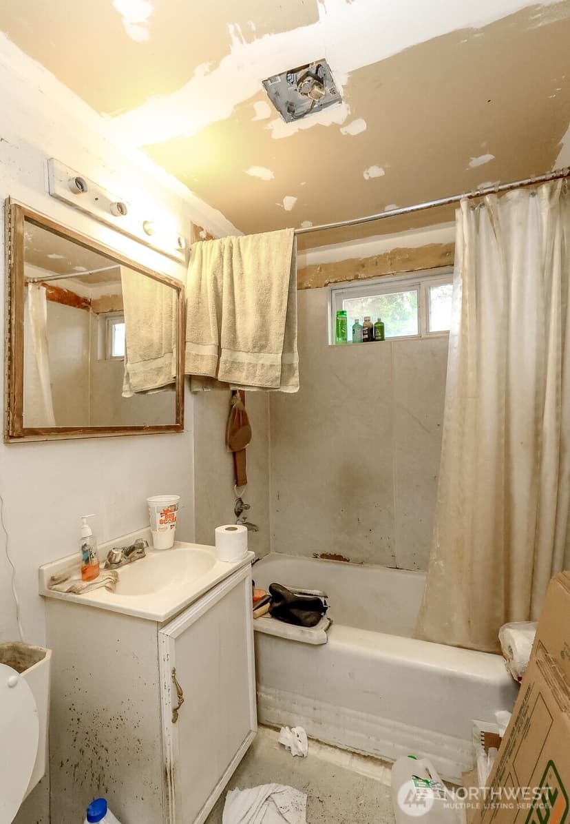 Property photo for 4700 S 172nd Street, SeaTac photo 20