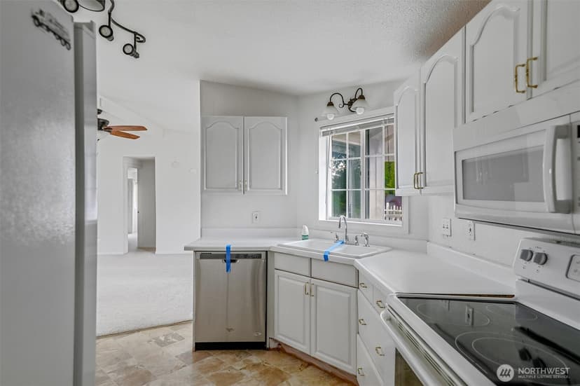 Property photo for 3905 169th Street Ct E, Tacoma photo 13