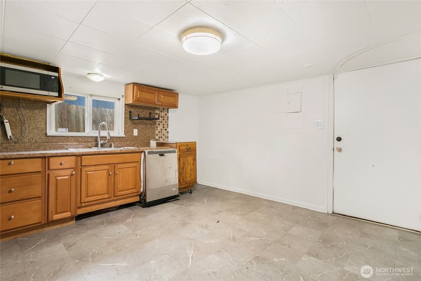 Property photo for 806 5th Street SE, Auburn photo 11