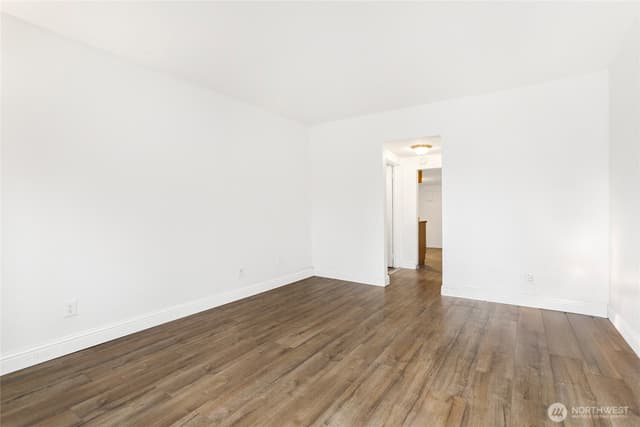 Property photo for 806 5th Street SE, Auburn photo 5