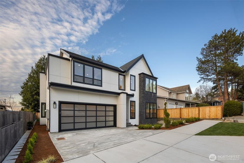 Property photo for 1002 N 31st Street, Renton