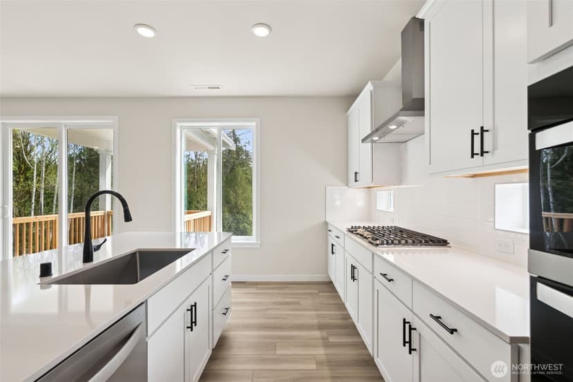 Property photo for 2073 NE Norseman Way, Poulsbo photo 13
