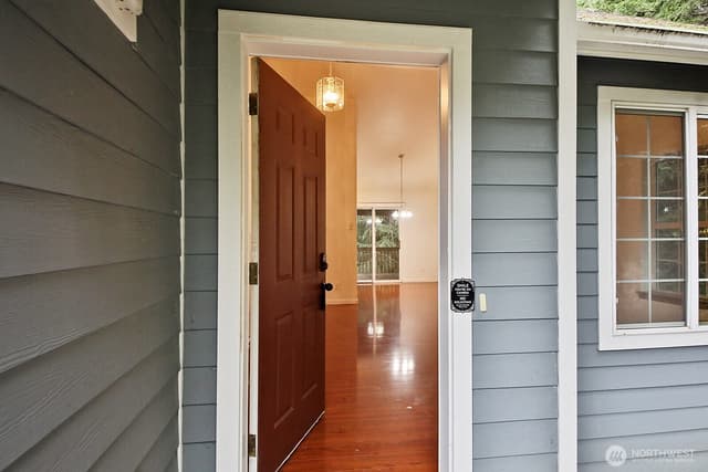 Property photo for 4369 Shadowood Drive, Clinton photo 3