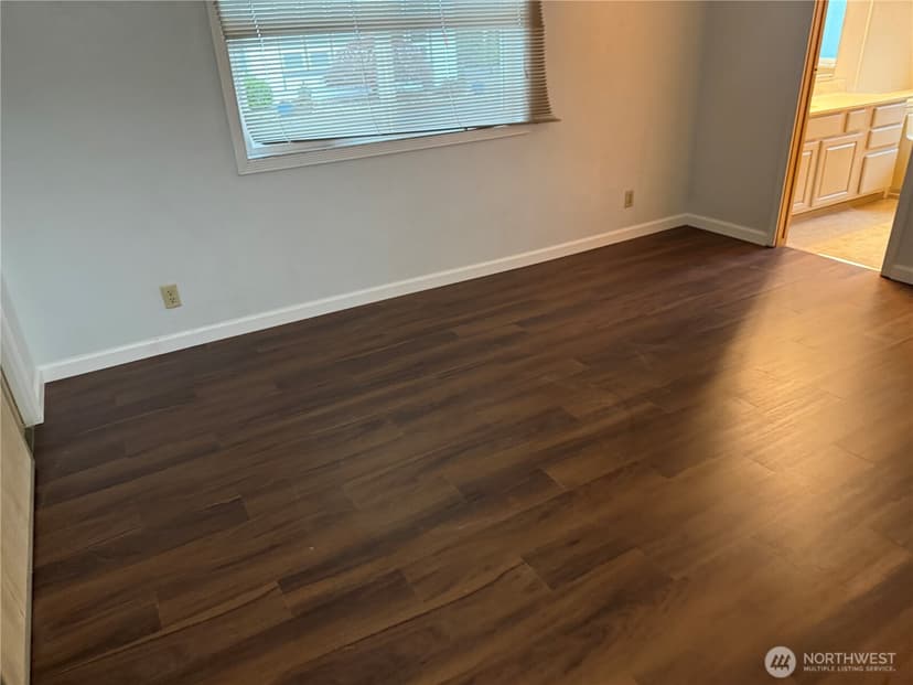Property photo for 1402 22nd Street NE #402, Auburn photo 13