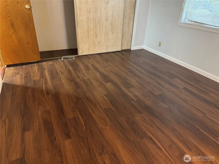 Property photo for 1402 22nd Street NE #402, Auburn photo 14