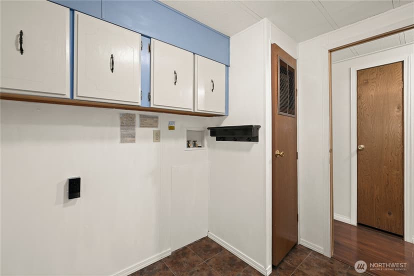 Property photo for 1402 22nd Street NE #402, Auburn photo 19