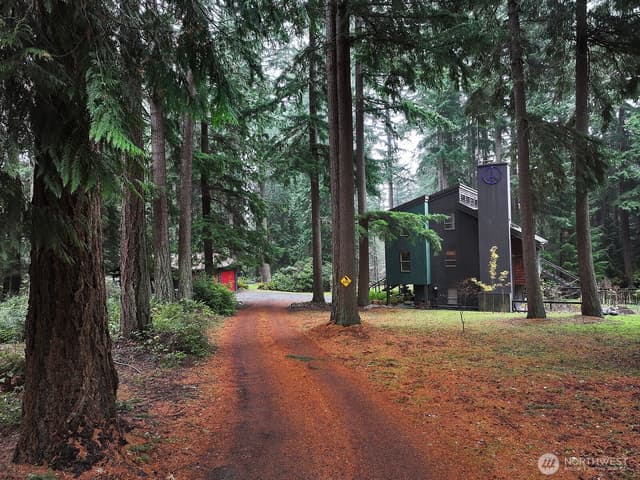 Property photo for 6991 High Meadow Drive, Clinton photo 4