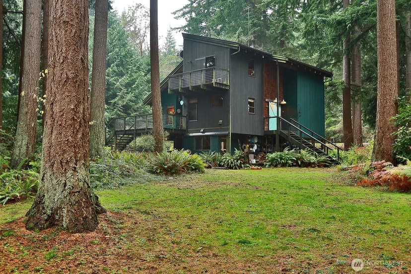 Property photo for 6991 High Meadow Drive, Clinton photo 2