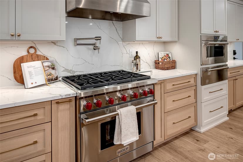 Property photo for 8904 SE 58th Street, Mercer Island photo 14