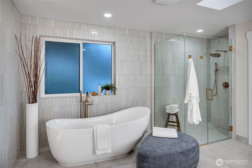 Property photo for 8904 SE 58th Street, Mercer Island photo 25