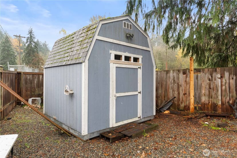 Property photo for 2814 Pioneer Way E, Tacoma photo 35