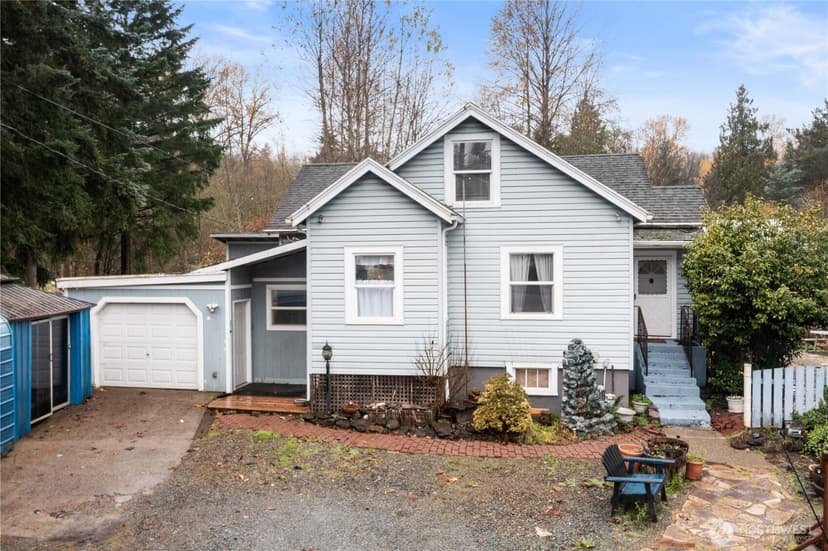 Property photo for 2814 Pioneer Way E, Tacoma