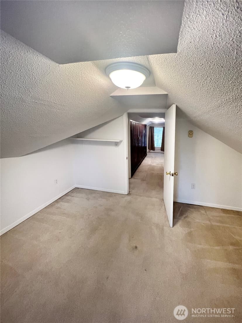 Property photo for 2814 Pioneer Way E, Tacoma photo 21