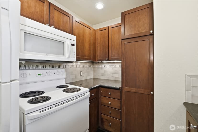 Property photo for 2609 S 272nd Street #34, Kent photo 9