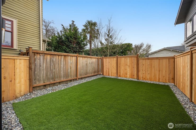Property photo for 807 W Armour Street, Seattle photo 35
