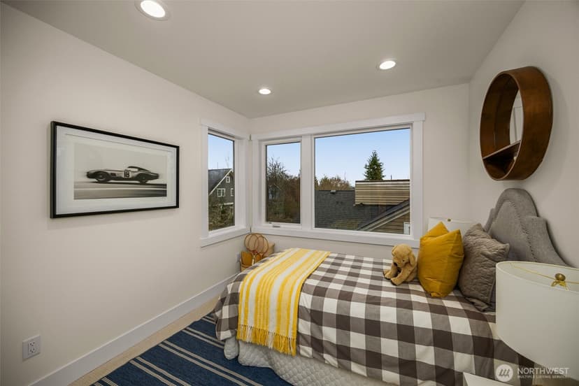 Property photo for 807 W Armour Street, Seattle photo 27