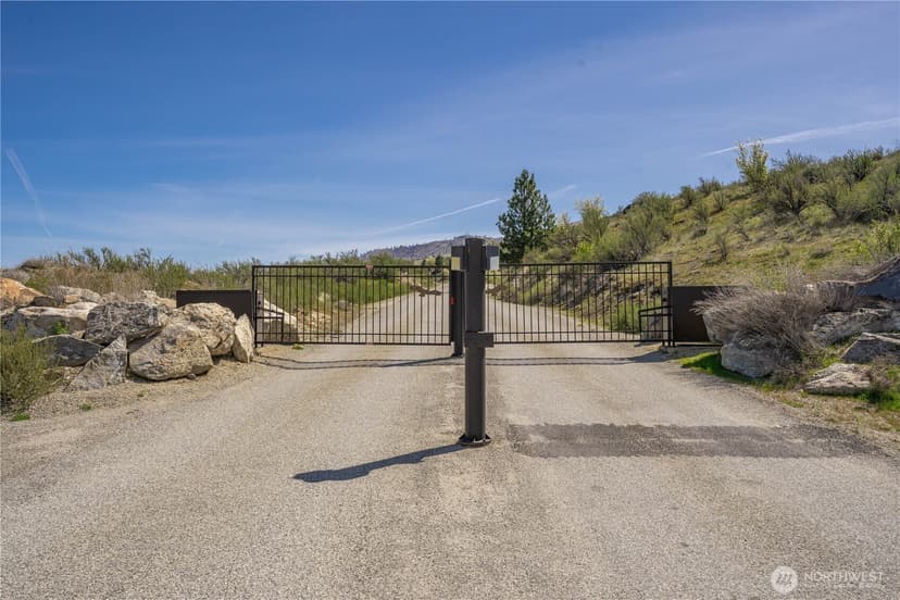 Property photo for 295 Hawks Ridge Road, Chelan photo 28