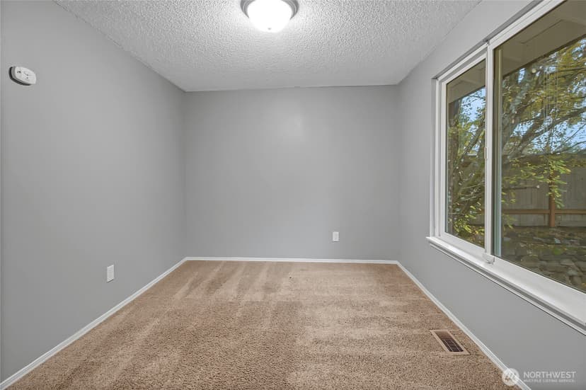 Property photo for 5310 66th Avenue W, University Place photo 12