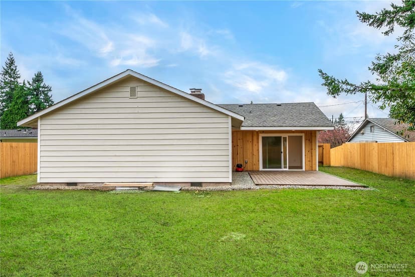 Property photo for 243 S 187th Street, Burien photo 33
