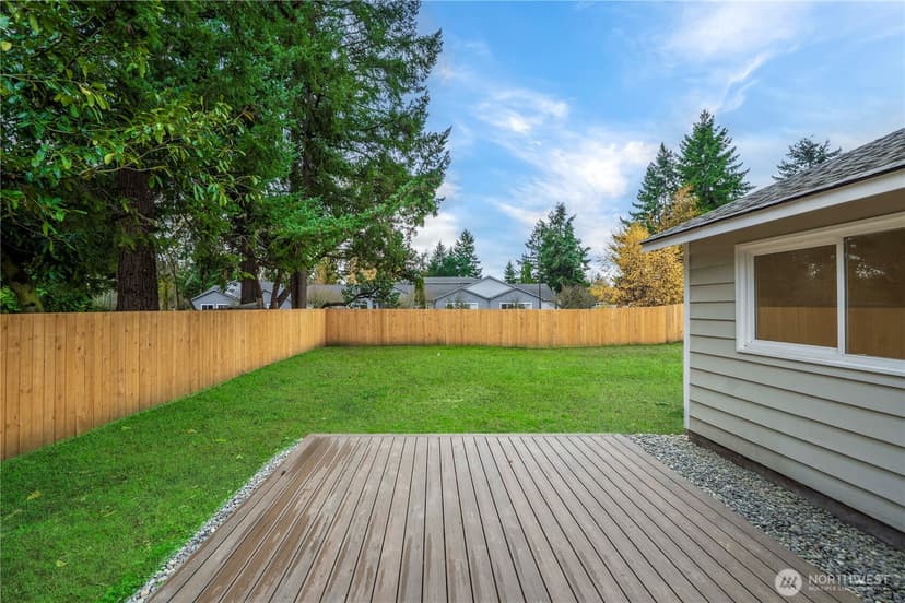Property photo for 243 S 187th Street, Burien photo 27