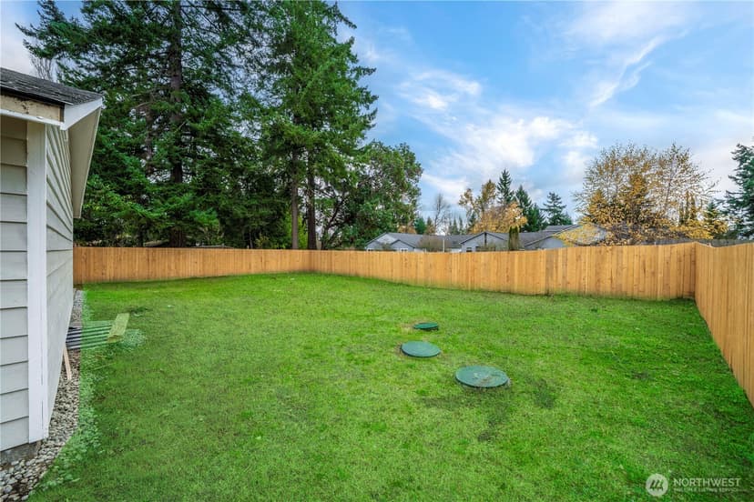 Property photo for 243 S 187th Street, Burien photo 34