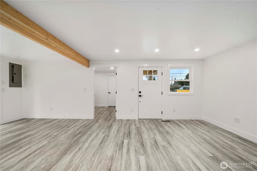 Property photo for 243 S 187th Street, Burien photo 18