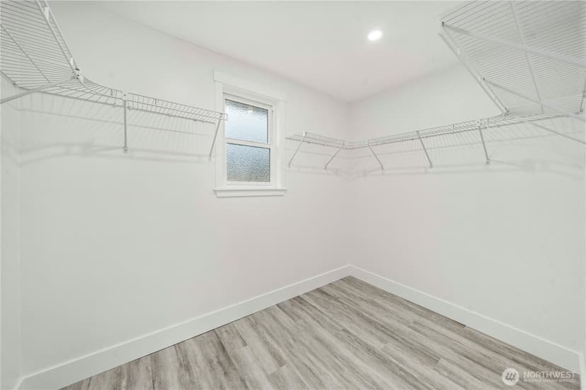 Property photo for 243 S 187th Street, Burien photo 25