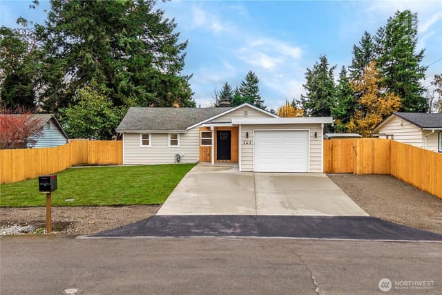 Property photo for 243 S 187th Street, Burien photo 2
