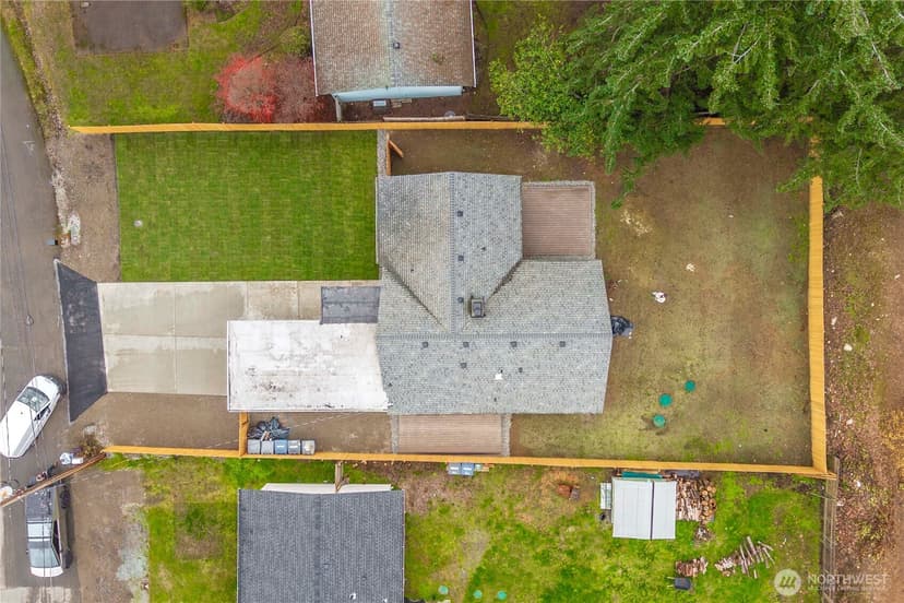 Property photo for 243 S 187th Street, Burien photo 28