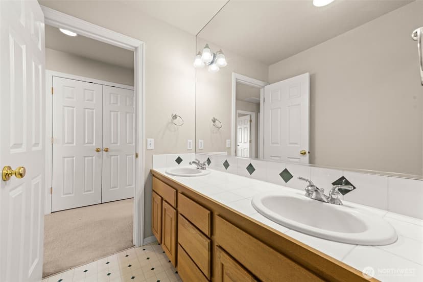 Property photo for 4169 Augusta Drive NE, Tacoma photo 26