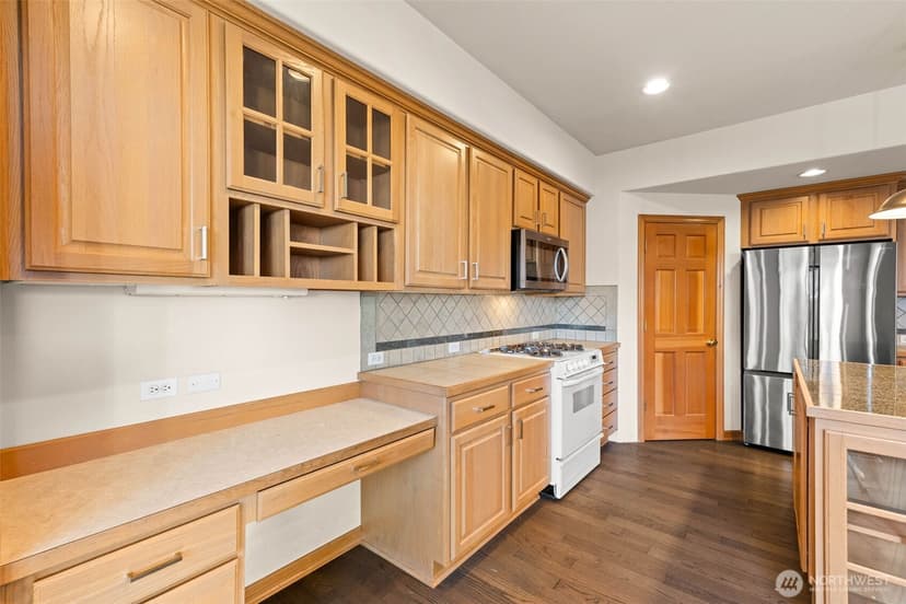 Property photo for 4169 Augusta Drive NE, Tacoma photo 15