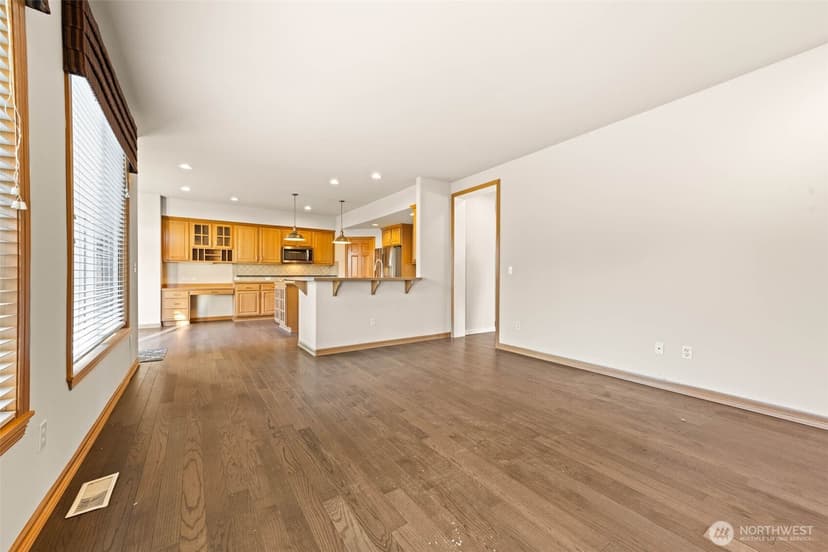 Property photo for 4169 Augusta Drive NE, Tacoma photo 12