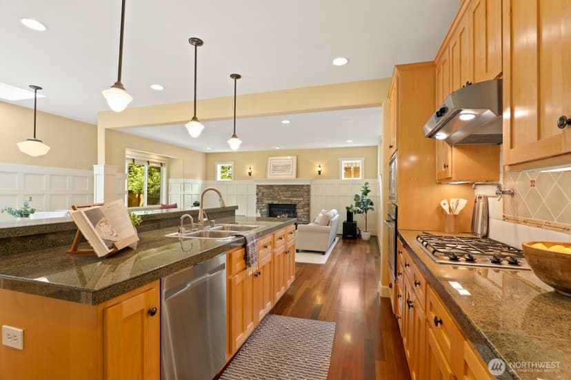 Property photo for 27 148th Place SW, Lynnwood photo 14