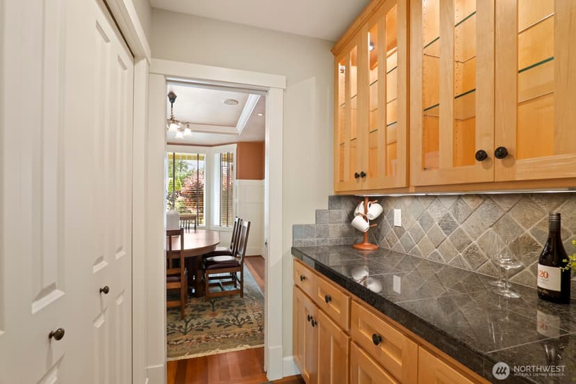 Property photo for 27 148th Place SW, Lynnwood photo 15