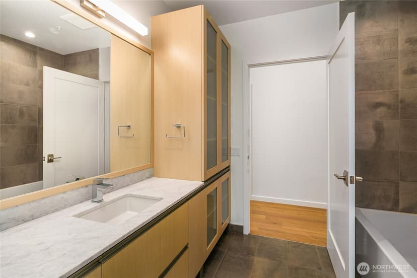 Property photo for 1808 Minor Avenue #PH203, Seattle photo 16