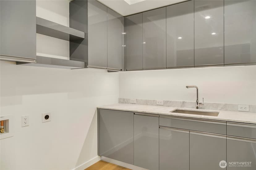 Property photo for 1808 Minor Avenue #PH203, Seattle photo 22