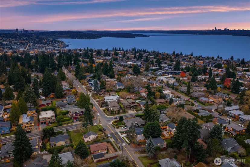 Property photo for 1813 3rd Street, Kirkland photo 36