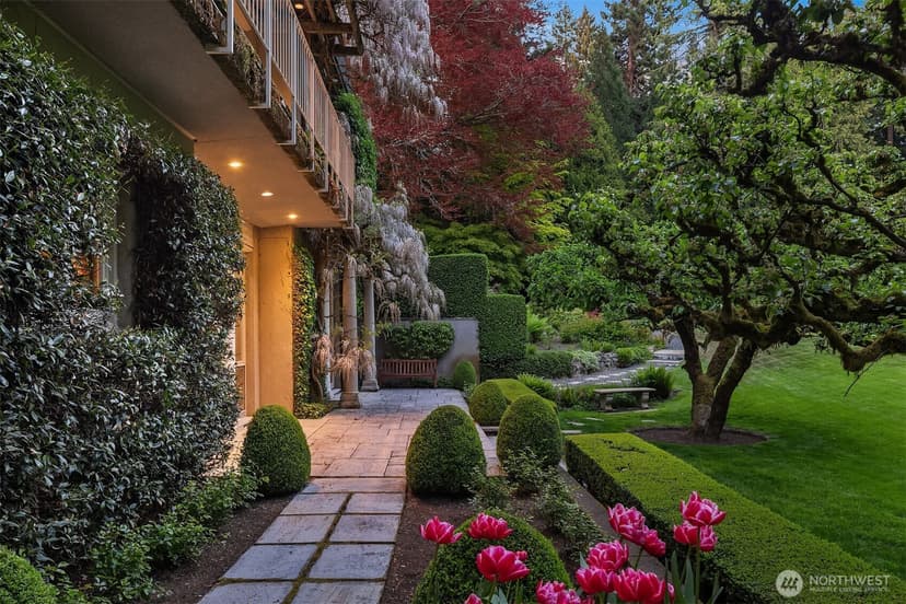 Property photo for 107 NW Highland Drive, Seattle photo 22