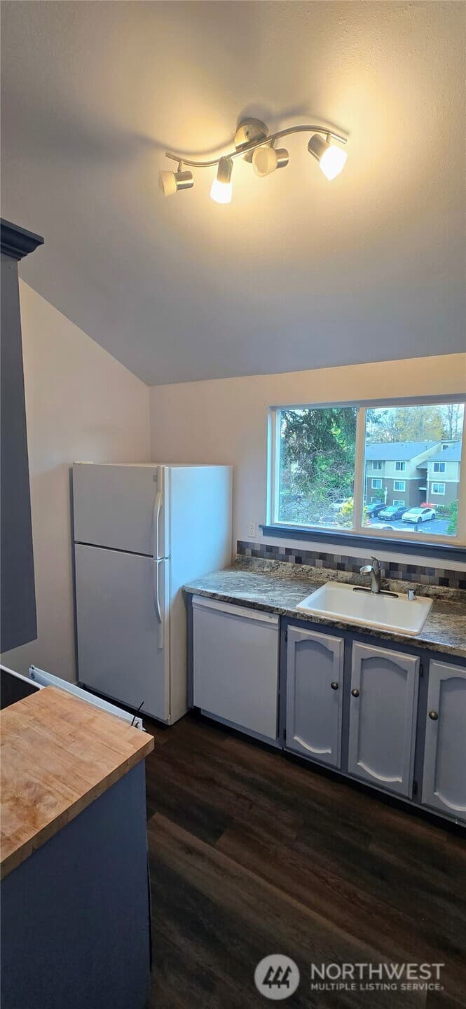 Property photo for 820 Cady Road #H304, Everett photo 4