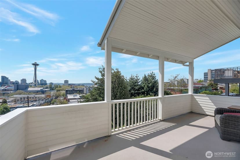 Property photo for 225 Ward Street, Seattle photo 8