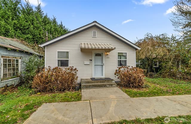 Property photo for 335 N Madison Street, Monroe photo 3